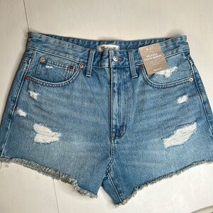 NWT - Madewell Relaxed Denim Shorts - Size 27